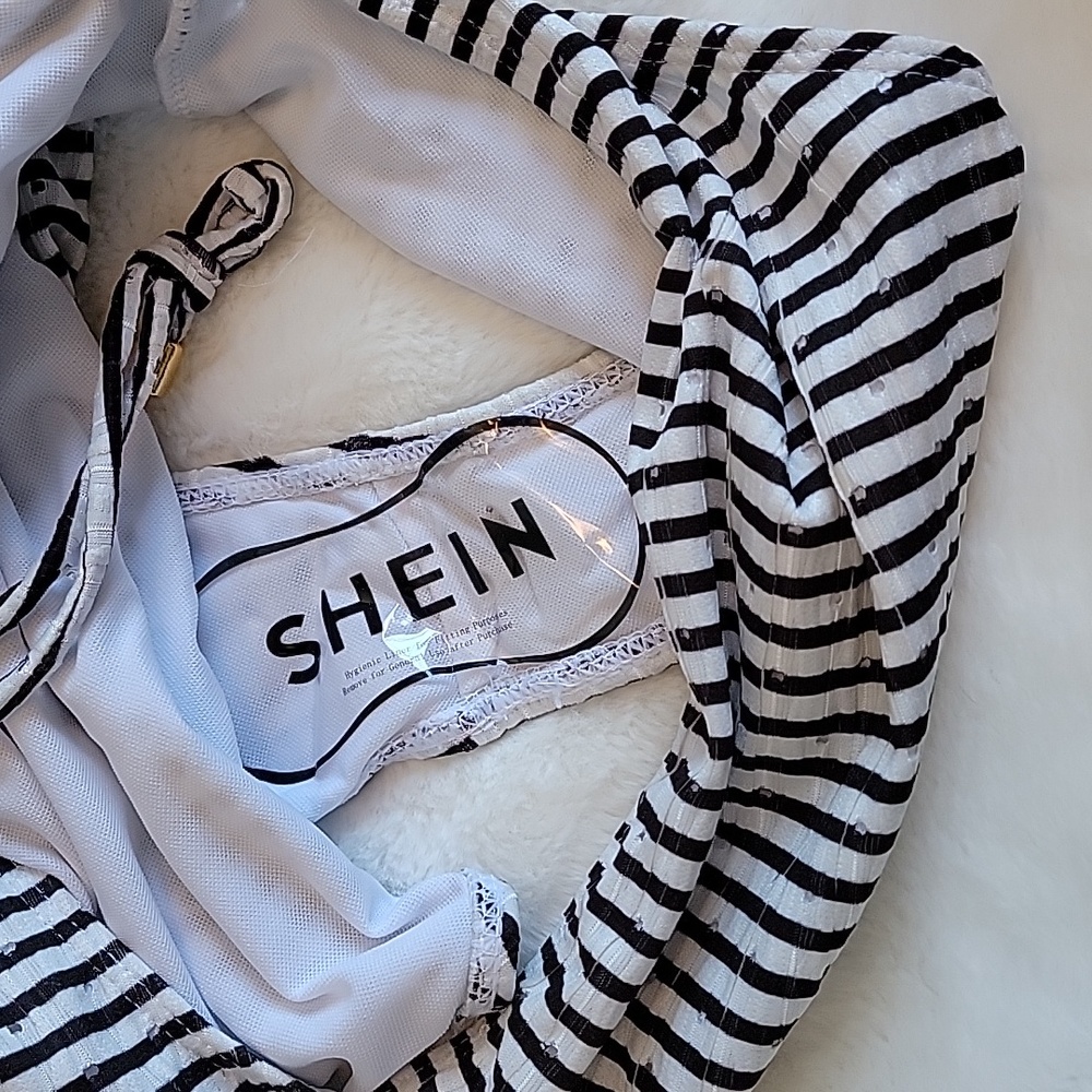 SHEIN Striped Cut-Out Bandeau One Piece Swimsuit NWOT - Picture 7 of 10